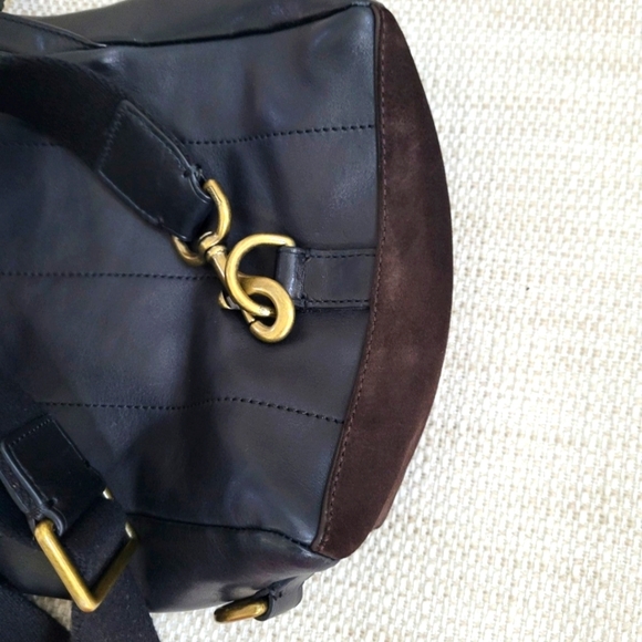 Coach Sling Bag - Picture 7 of 12